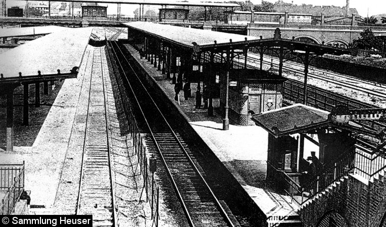 Bild: Blick auf die Bahnsteige D und E