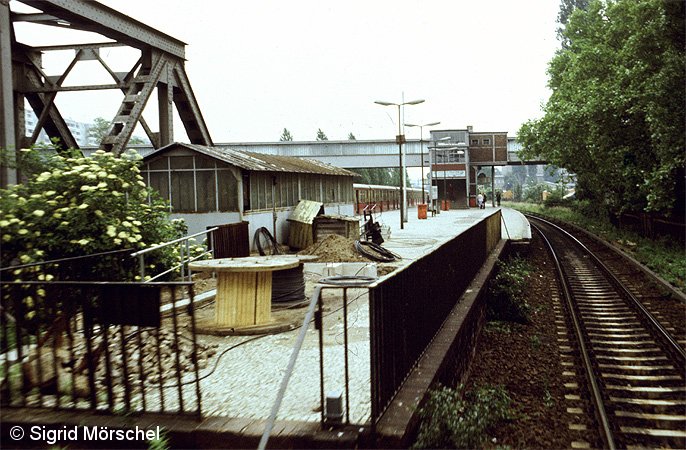 Bild: Einfahrt von Leninallee kommend